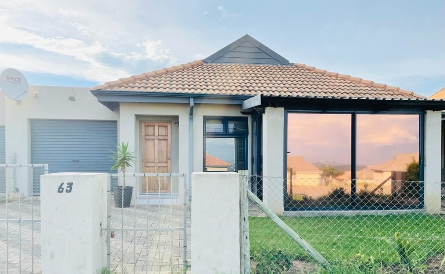 4 Bedroom Property for Sale in Kidds Beach Eastern Cape